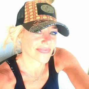 Meet your Posher, Liz